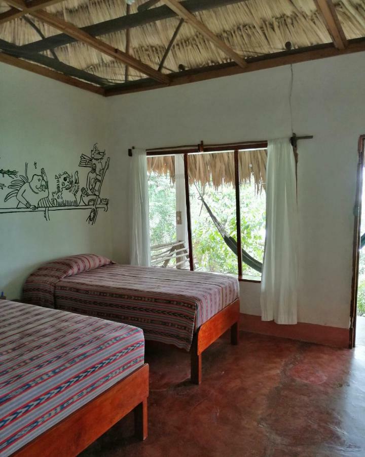 Ecolodge El Sombrero Laguna Yaxha ภายนอก รูปภาพ